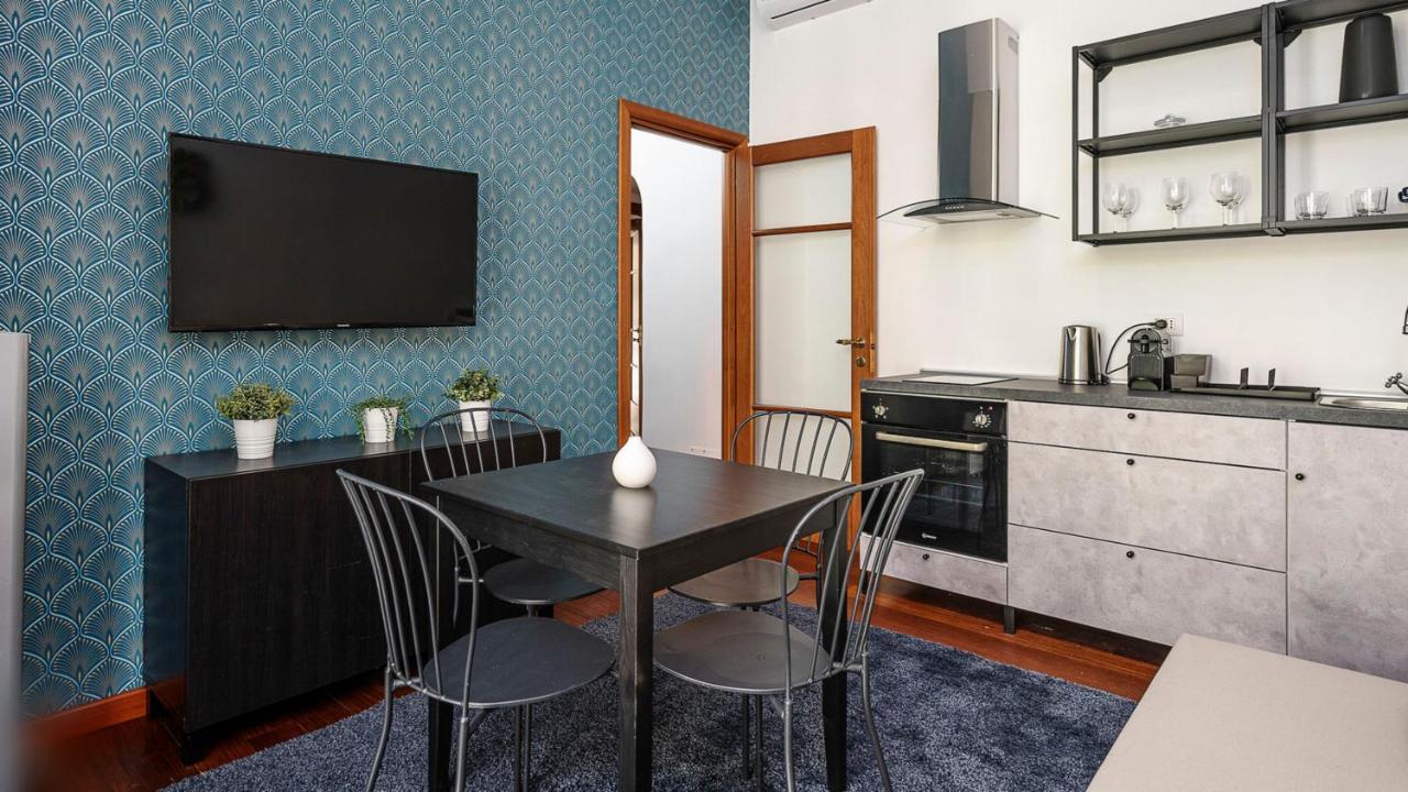 "Violet Dream" - Duomo Citylife Apartment Милано Екстериор снимка